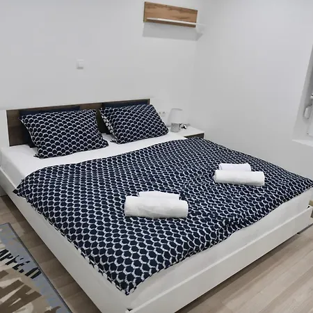 Apartman Lucia Dakovo Exterior photo